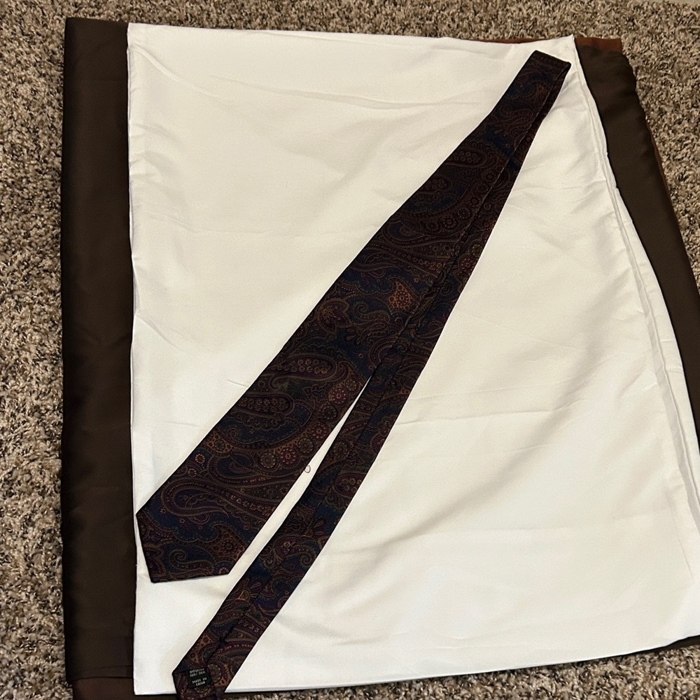 Paisley Patterned Tie
